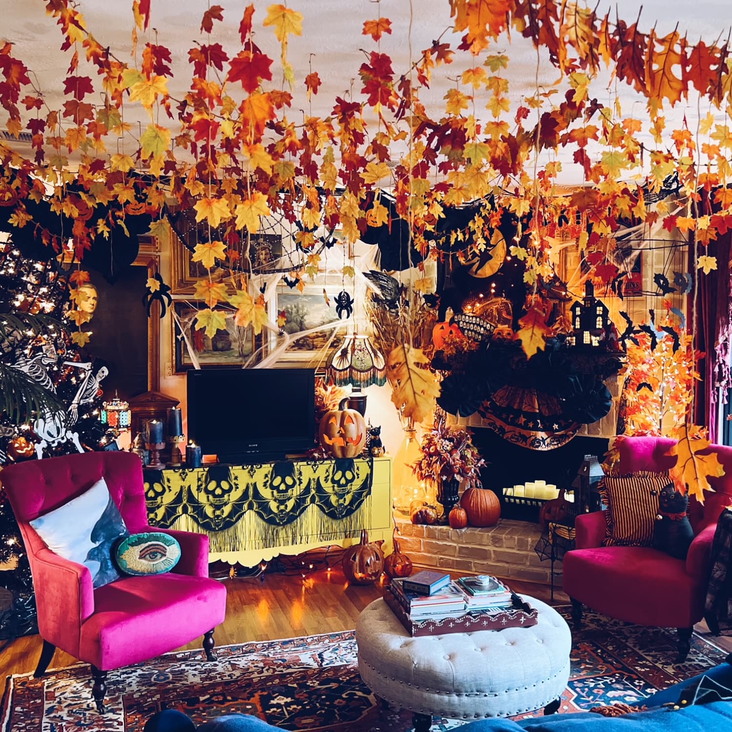 Halloween interior house shop decorations